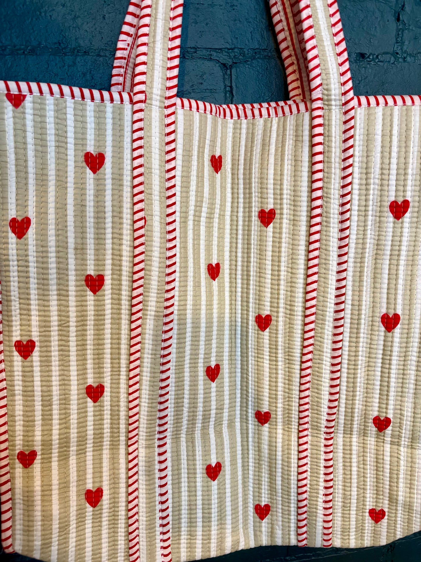 Beige Hearts